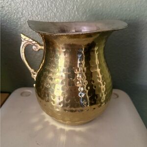 Vintage Hammered Brass Pitcher,Silver Interior
Decorative Handle & Under Rim lip